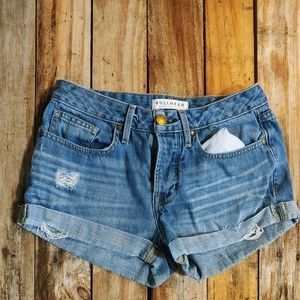Bullhead girlfriend shorts